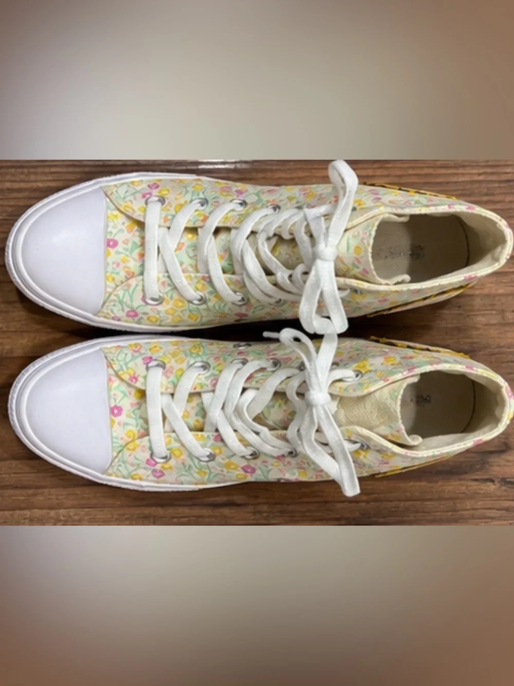 Converse 🌼 adorable